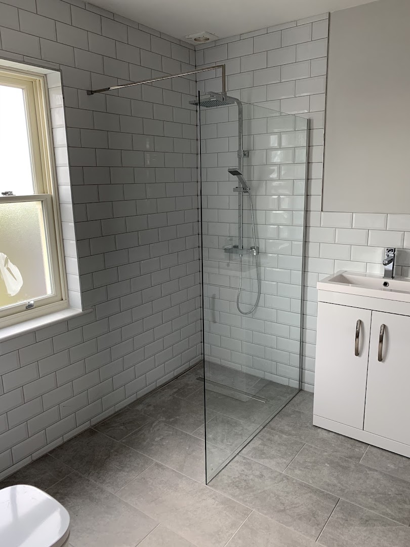 Buckingham Tiling and Bathroom Installation Grimsby and Cleethorpes · Photos 12